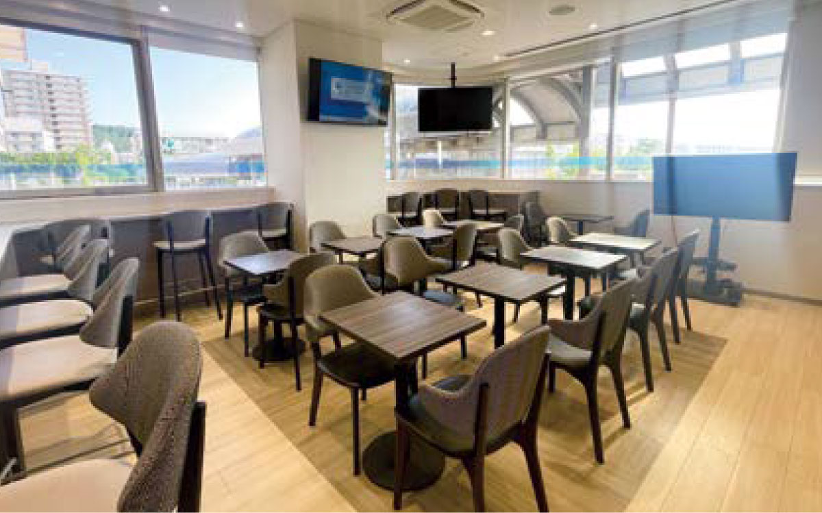 学園都市支店の店内